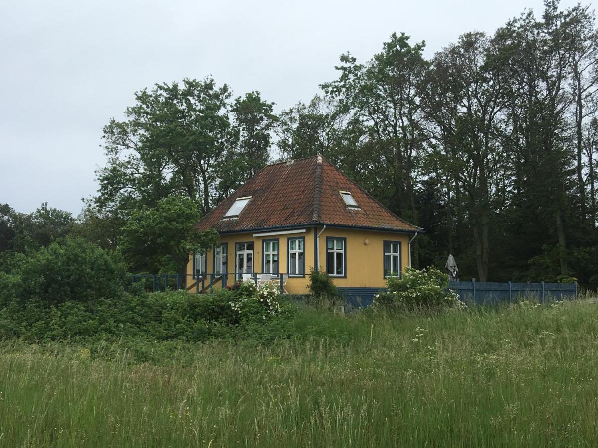 Skaerven Beachfront Apartments And Cottage Nyborg Bagian luar foto