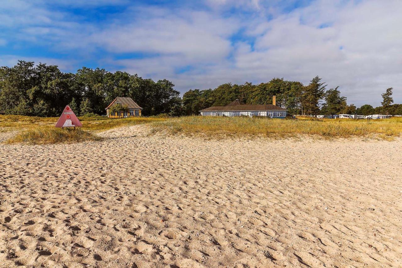 Skaerven Beachfront Apartments And Cottage Nyborg Bagian luar foto