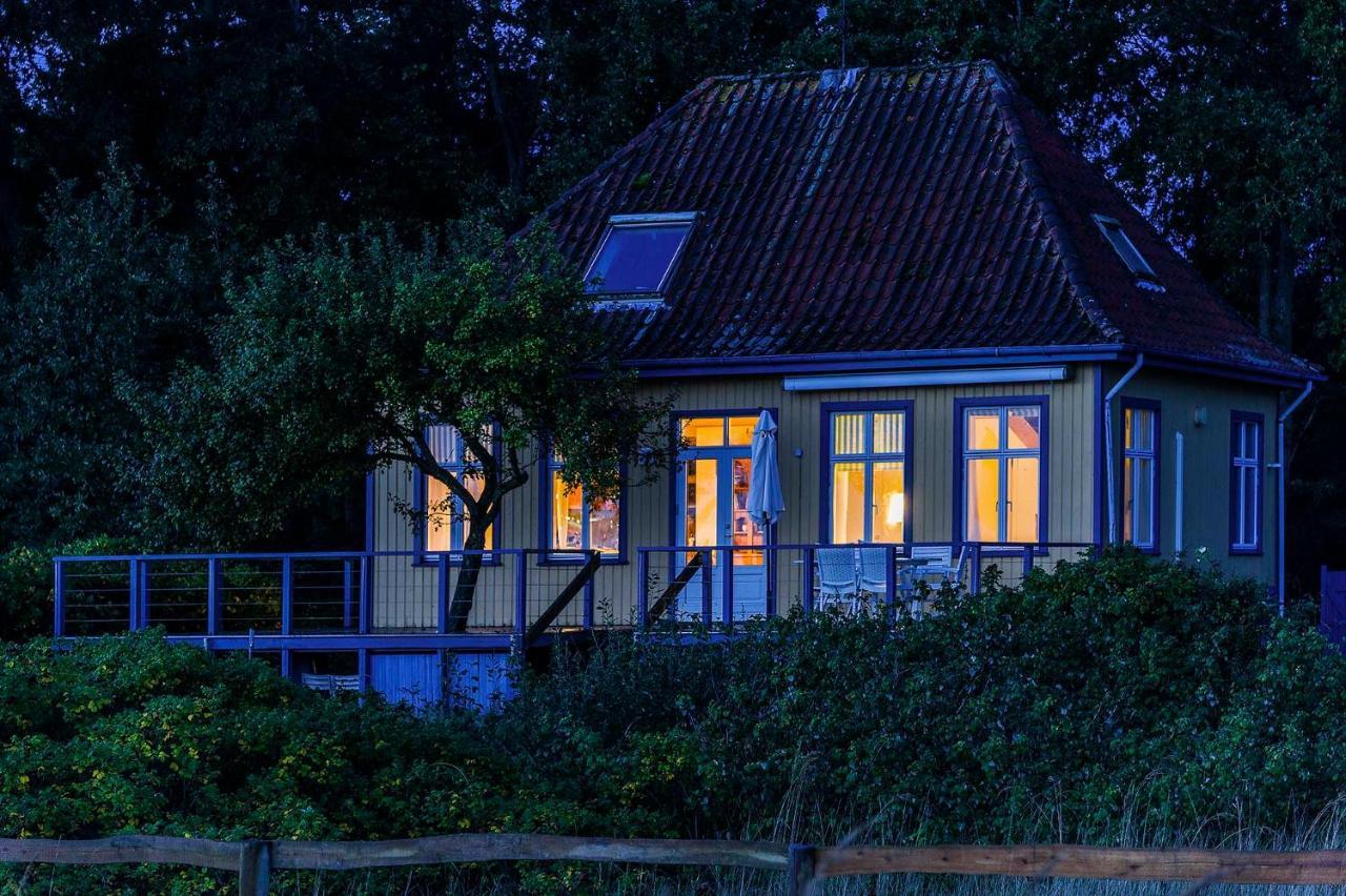 Skaerven Beachfront Apartments And Cottage Nyborg Bagian luar foto